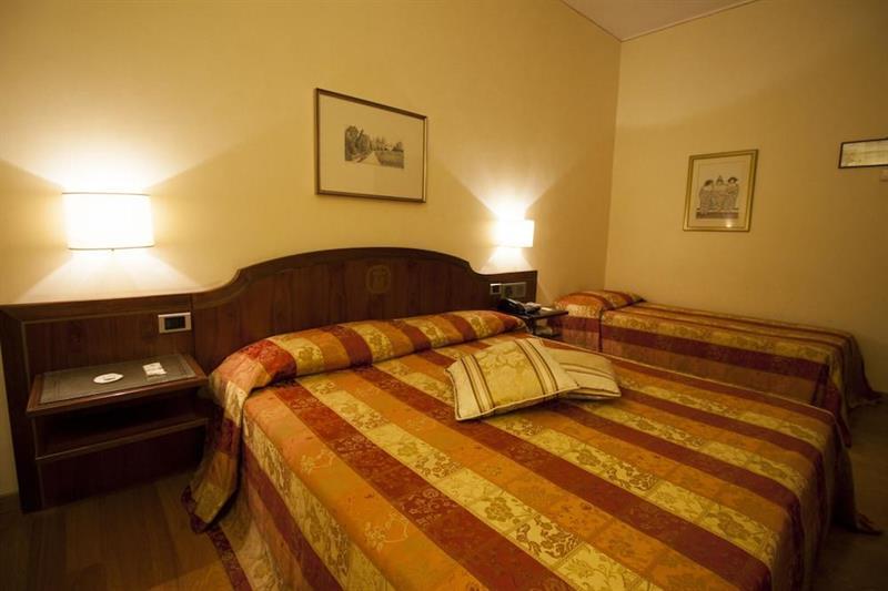 קסטלפרנקו ונטו Hotel Alla Torre מראה חיצוני תמונה